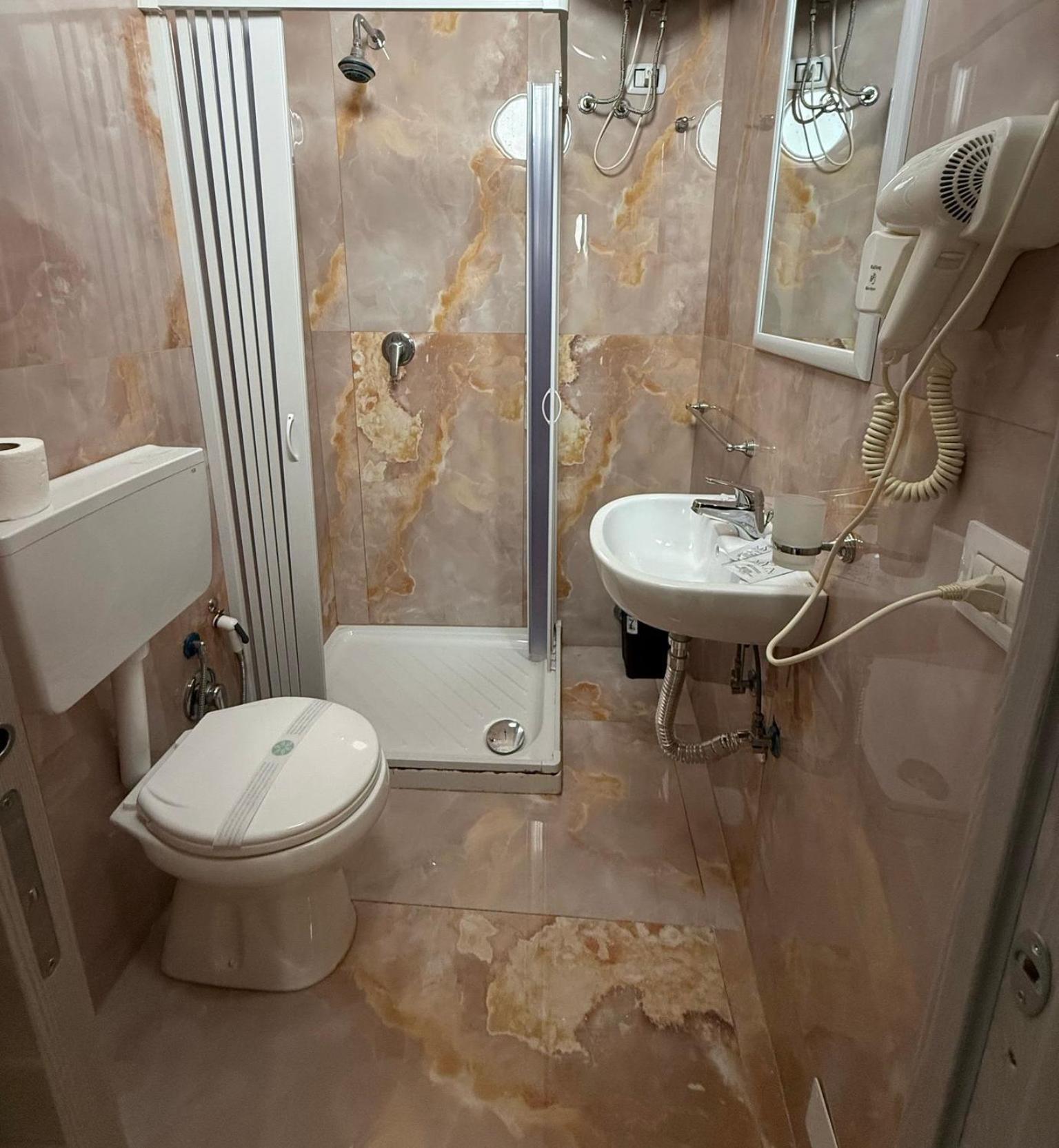 Valentino House Mattonelle Apartamento